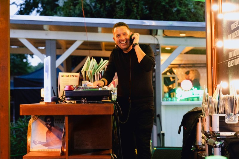 Vinyl DJ NRW, Corporate Event DJ, DJ VILLY