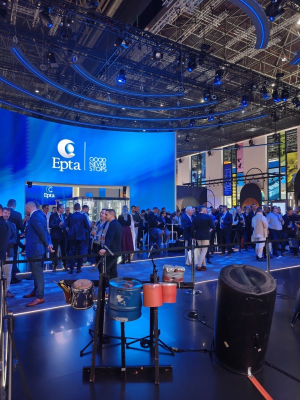 Messe DJ Düsseldorf für exklusive Standpartys