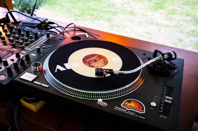 Vinyl-DJ für Event, Corporate DJ