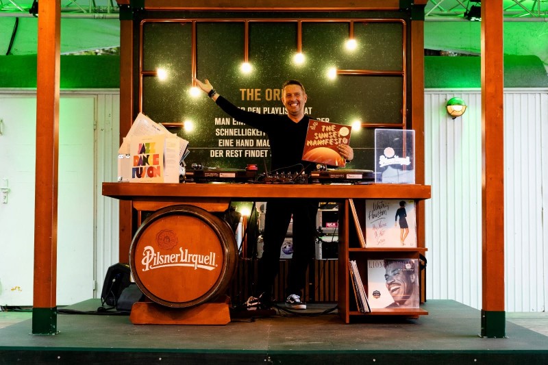 Pilsner Urquell Event, DJ VILLY, Vinyl DJ