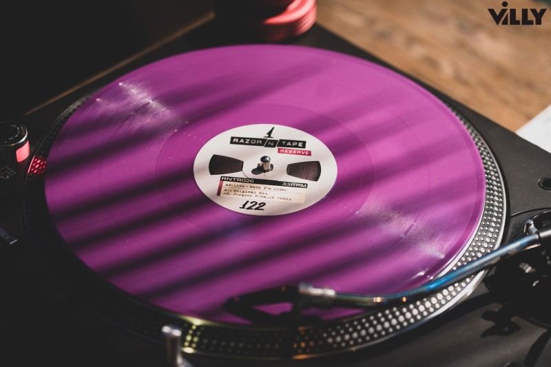 Afterwork DJ Köln Düsseldorf | Vinyl DJ für Corporate Events NRW